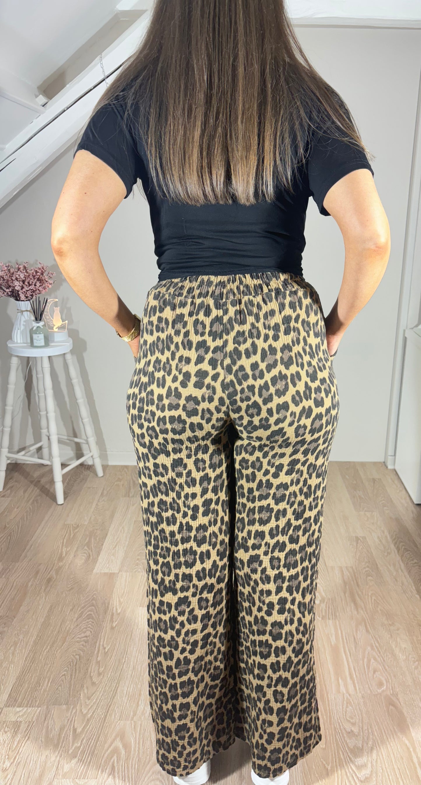 Pantalon léopard en gaze de coton