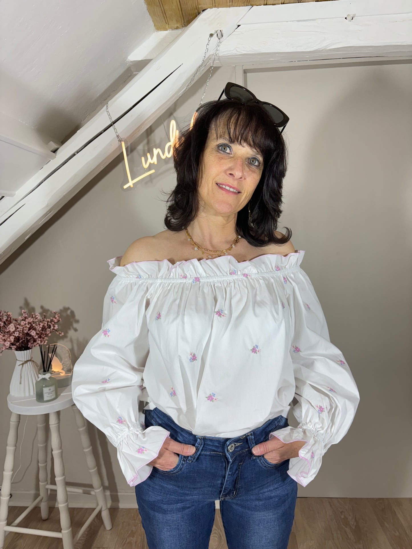 Blouse fleurie col bardot